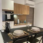 Confortable - Parking Inclus - Proche Juan-les-pins Апартаменты