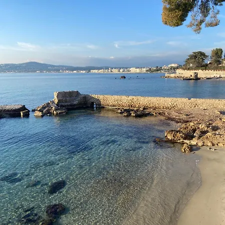 Confortable - Parking Inclus - Proche Juan-les-pins Апартаменты Антиб