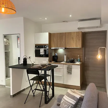 Confortable - Parking Inclus - Proche Juan-les-pins * أنتيب