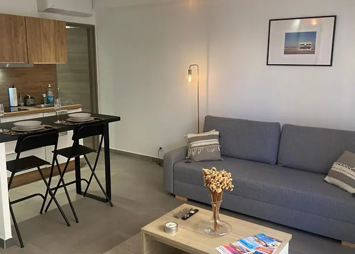 Apartamento Confortable - Parking Inclus - Proche Juan-les-pins *